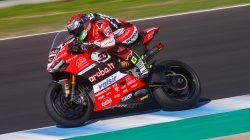 Essais WSBK : Melandri aux commandes à Jerez