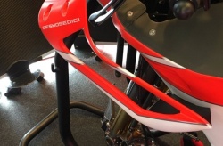 Lorenzo teste un nouveau carénage à Brno (photo twitter Ducati)