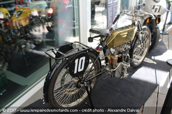 Peugeot M1, de 1913 !