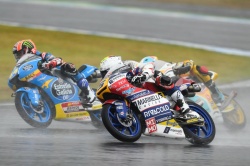 Moto3 : Fenati vainqueur à Motegi