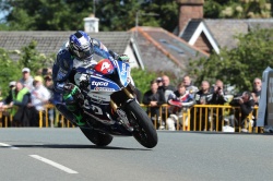 Tourist Trophy : Hutchinson s'offre le Superstock - crédit photo : IOMTT