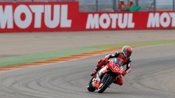STK : Rinaldi en pole