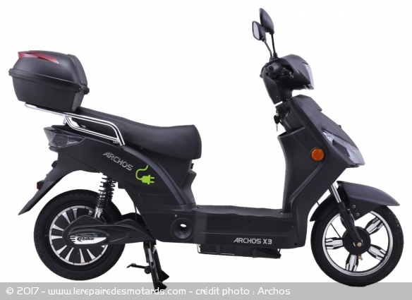Archos se met au scooter électrique de côté