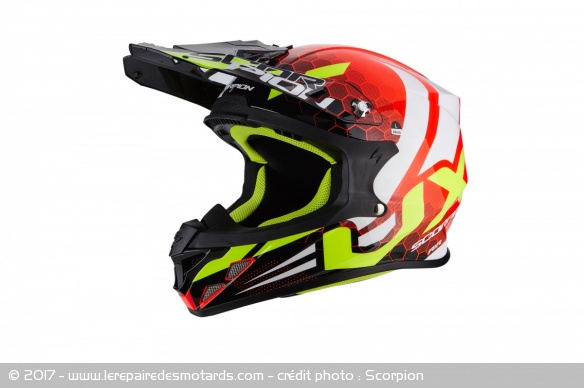 Le casque cross VX-21 Air Xagon en version rouge