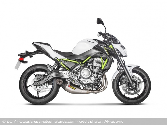Kawasaki Z650 avec Akrapovic Racing LIne