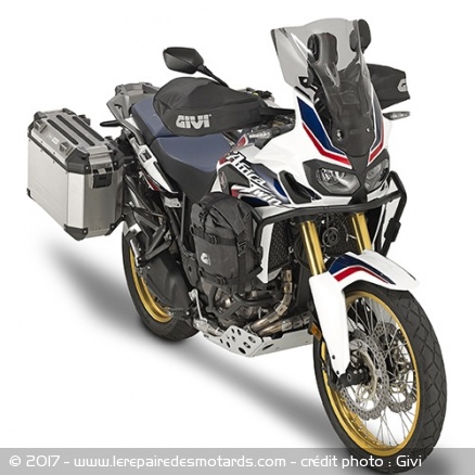 Manchons universels Givi sur Africa Twin