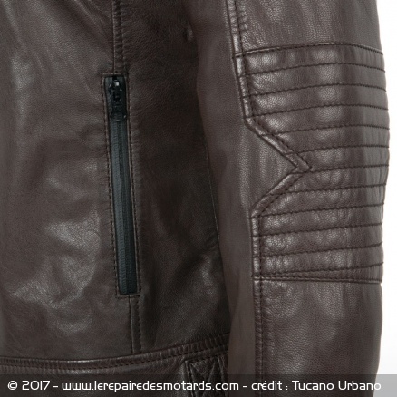 Blouson Tucano Urbano Pelette vu de près
