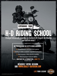 La marque propose également des stages de reprise du guidon avec sa Riding School
