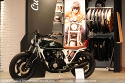 Des magasins pour Motoblouz