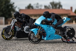 Des motos radiocommandées imprimées en 3D - crédit photo : BTI3Dlabs