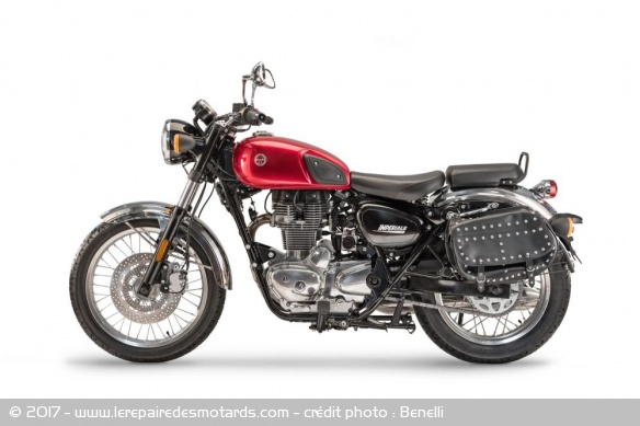 Benelli Imperiale 400, côté gauche