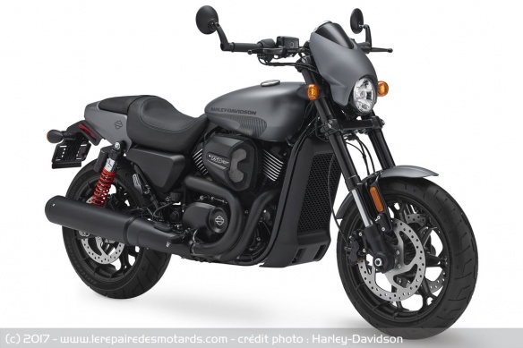 La Street Rod est développée sur la base de la Street 750
