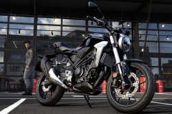 Honda CB300R