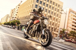 Kawasaki Z900RS