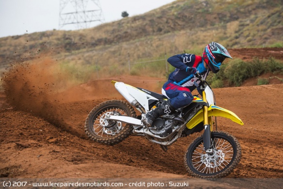Motocross Suzuki RM-Z 450 2018 Motocross Suzuki RM-Z 450 2018