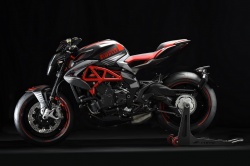 MV Agusta Brutale 800 RR Pirelli
