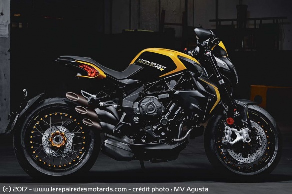 MV Agusta Dragster 800RR
