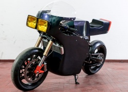 Prépa Midnight Runner par Apache Custom