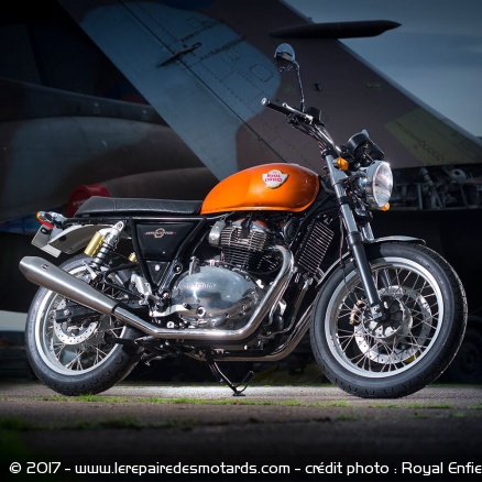 Royal Enfield 650 Interceptor orange