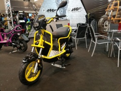 Scooter IMF Ptio Sport et Pizza entièrement personnalisable