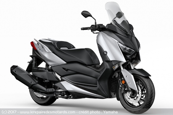 Yamaha X-Max 400 Blazing Grey