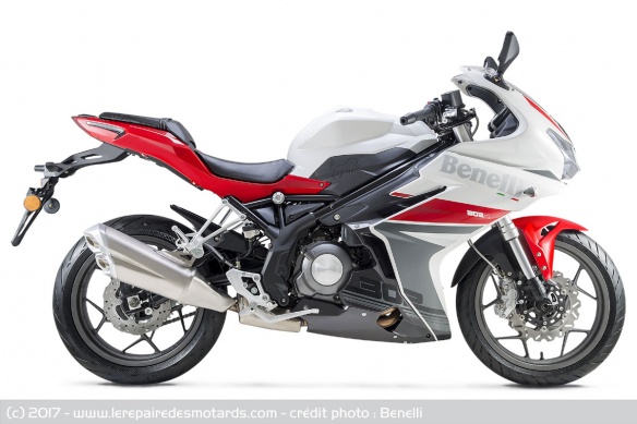 Sportive Benelli 302 R