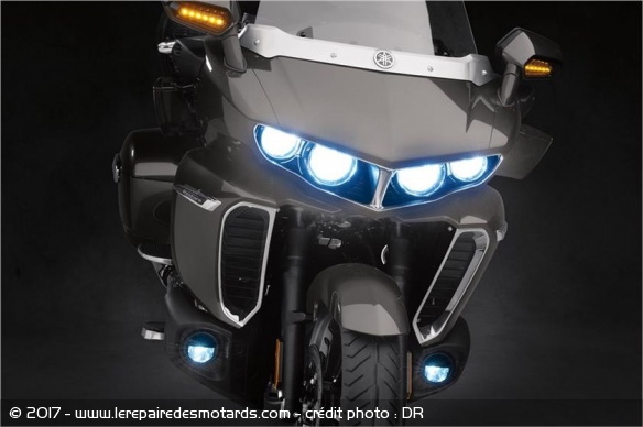 Nouveauté : Yamaha Star Venture, 4 phares à l'avant et des antibrouillards