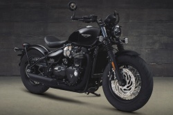 Triumph Bonneville Bobber Black