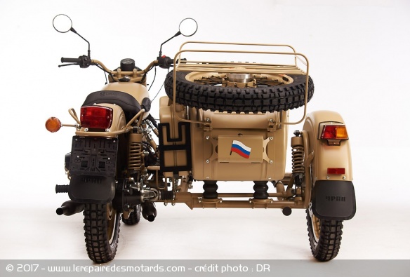 Ural Pustinja II, de l'arrière