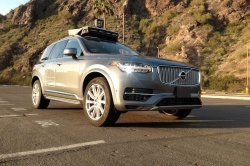 Courte pause pour les Uber autonomes - crédit photo : Uber Technologies