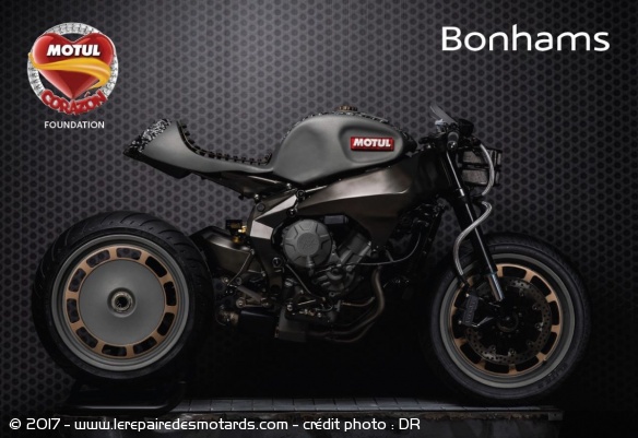 La Motul Onirika 2853 aux enchères La Motul Onirika 2853 aux enchères