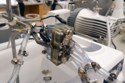 Aluminium-air : le futur de la batterie ? - Crédit photo : MIT News Office / Courtesy of the researchers