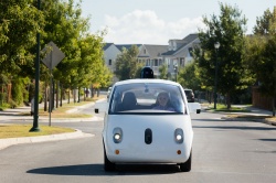 La Californie ouvre la voie aux véhicules sans conducteur - crédit photo : Waymo