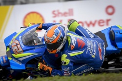MotoGP : Rins mène la 1re journée à Sepang