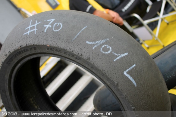Pneu Dunlop KR 108