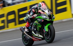 WSBK : pole position Rea