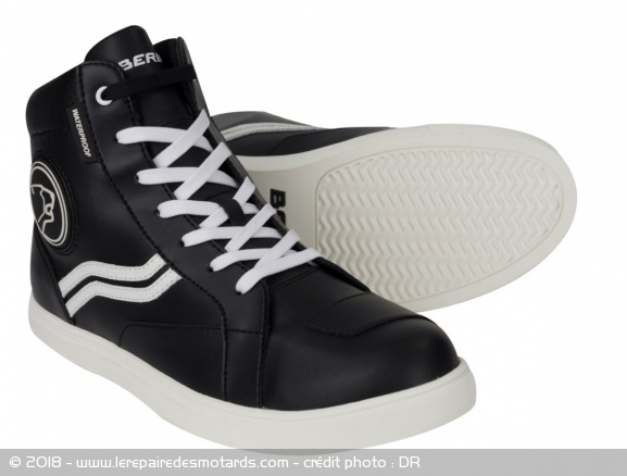 Basket Bering Lady Stars coloris Noir-Blanc 