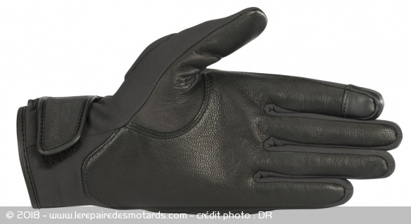 Vue sur la paume des gants pour femme en cuir Alpinestars C1-v2 Gore Windstopper Vue sur la paume des gants pour femme en cuir Alpinestars C1-v2 Gore Windstopper
