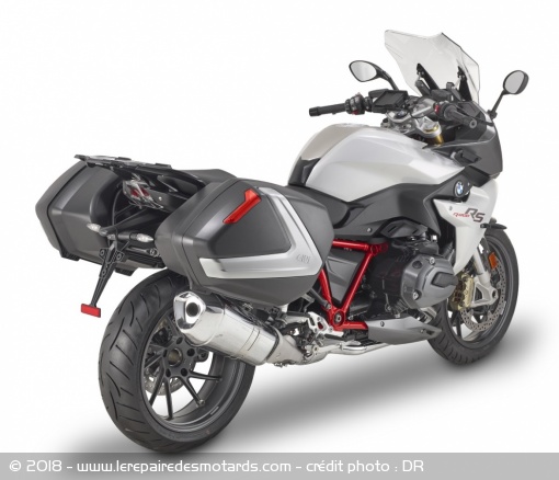Exemple moto avec valise latéral Givi : V37