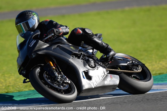WSBK : Hamilton teste la Yamaha R1 officielle