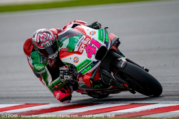 Gulf sur l'Aprilia RS-GP d'Aleix Espargaro
