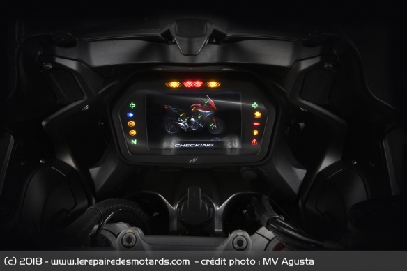 MV Agusta Turismo Veloce 800 Lusso SCS MV Agusta Turismo Veloce 800 Lusso SCS