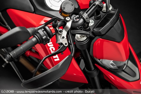 Ducati Hypermotard 950