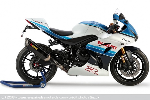 L'Originis reprend la déco de la GSX-R750 de 85