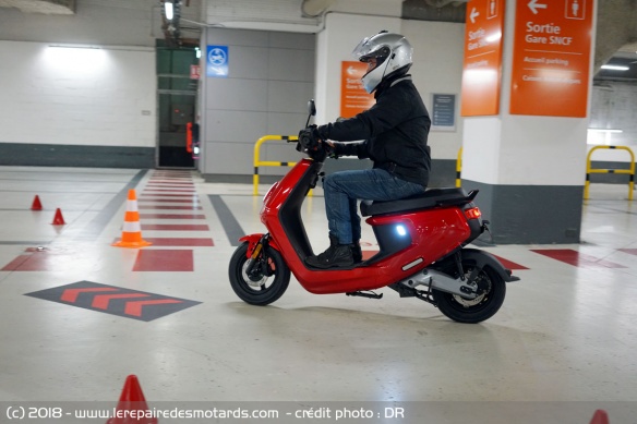 Essai scooter électrique NIU M+