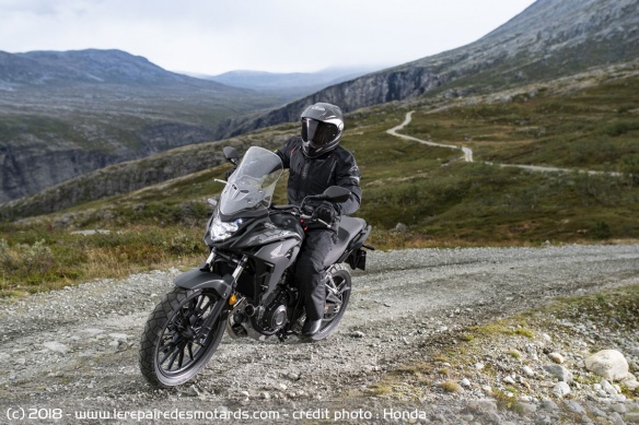 La CB500X se veut plus typée pour 2019