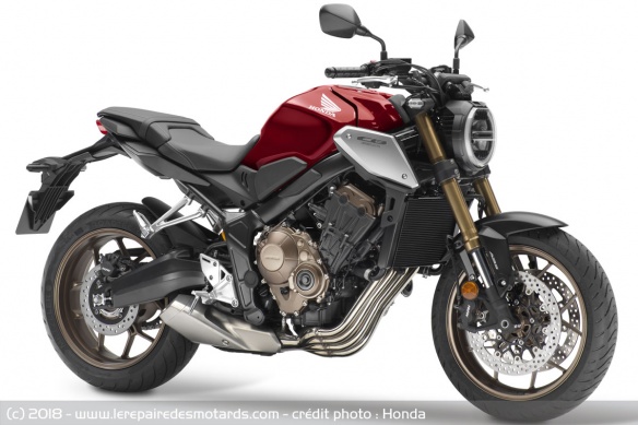 Honda CB650R rouge