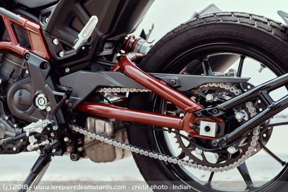 La suspension et le bras oscillant sont repris de la FTR750