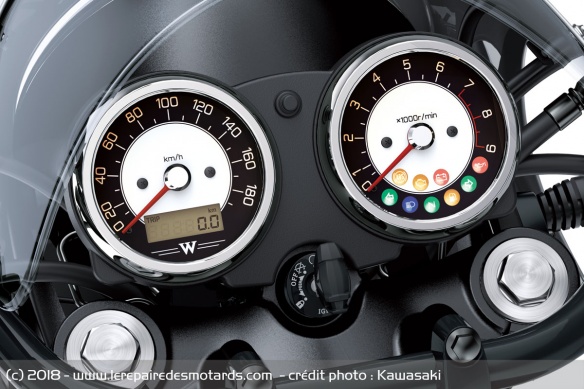 Kawasaki W800 Cafe