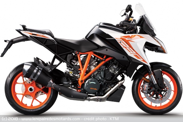 KTM 1290 Super Duke GT KTM 1290 Super Duke GT